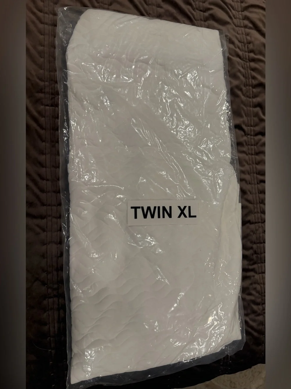 Twin XL Quilted Mattress Pad - White